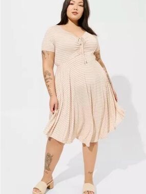 NWT Torrid Midi Super Soft Shirred Front Dress